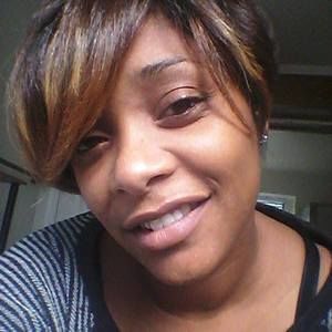 Meet your Posher, Candace